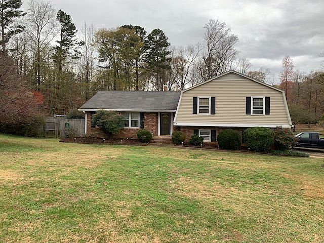 1st image of 5 Briarwood Ct