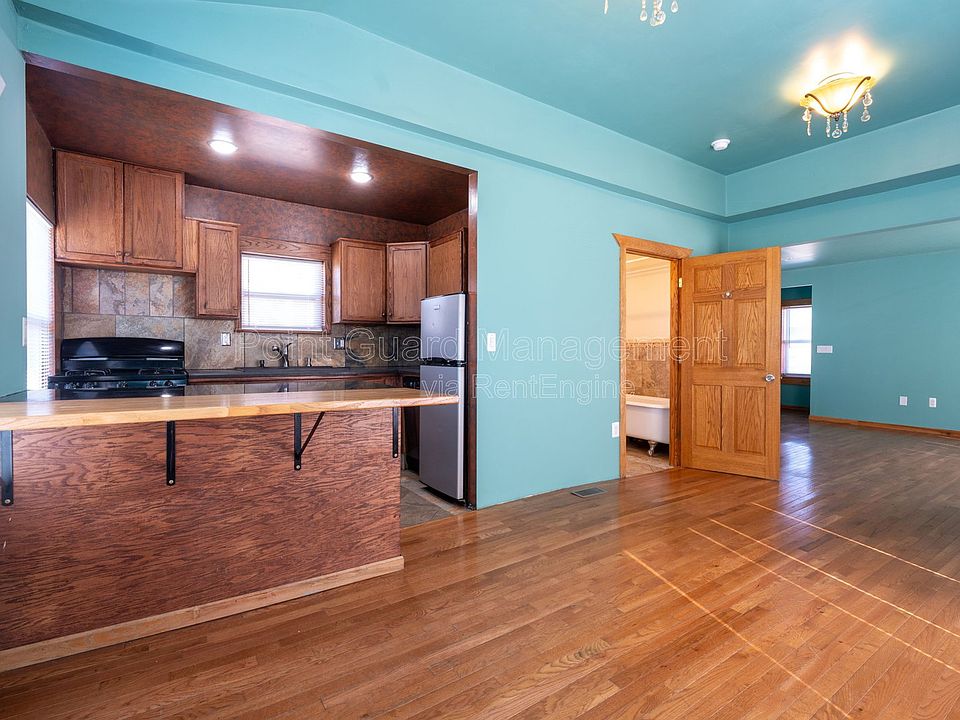 1st image of 421 N Emporia Ave #421A