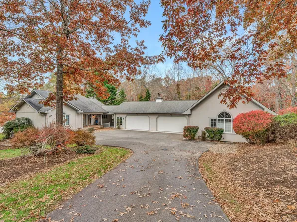 36 Halls Ln, Moneta, VA 24121