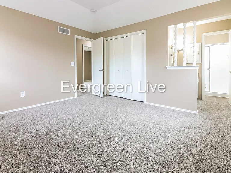 8303 E 166th St — Photo 8