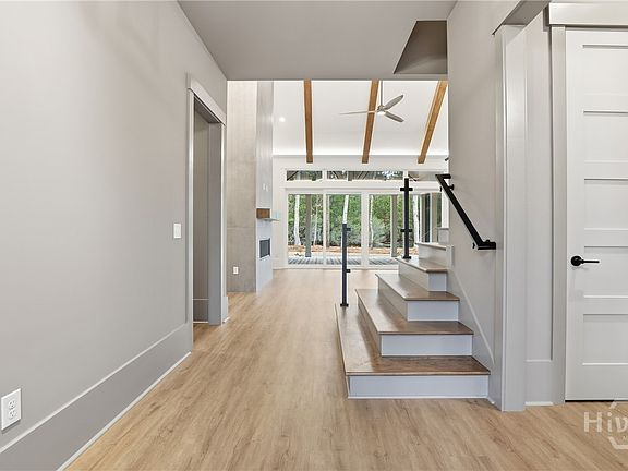 4th image of 67 Enclave Drive