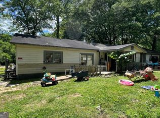 44 Valley Trl SE, Acworth, GA 30101