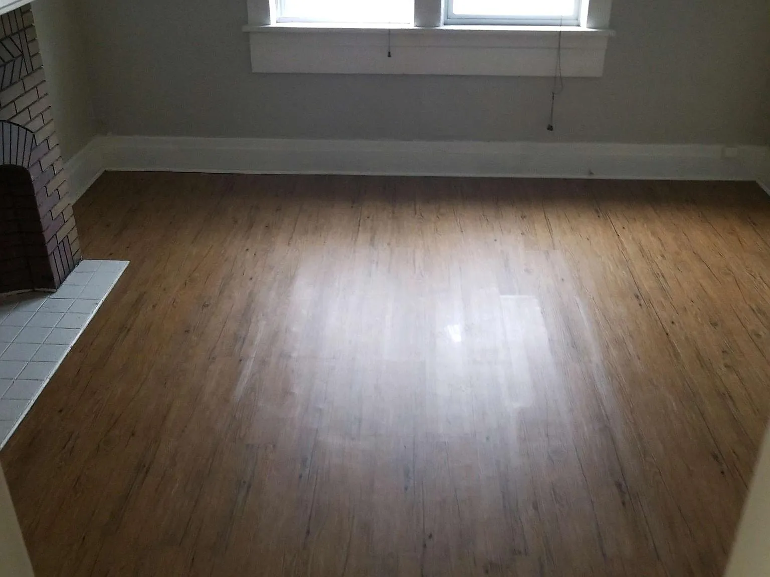 2 bed, $900 — Photo 2