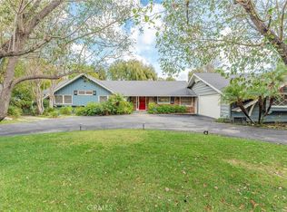 5440 Corbin Ave, Tarzana, CA 91356