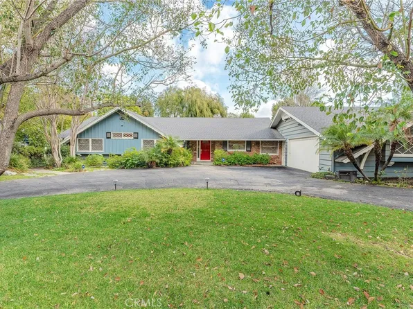 5440 Corbin Ave, Tarzana, CA 91356