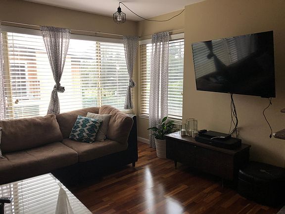 3rd image of 7620 Mountain Blvd