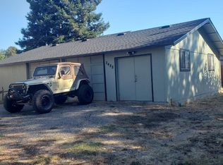 2488 Giffen Ave, Santa Rosa, CA 95407