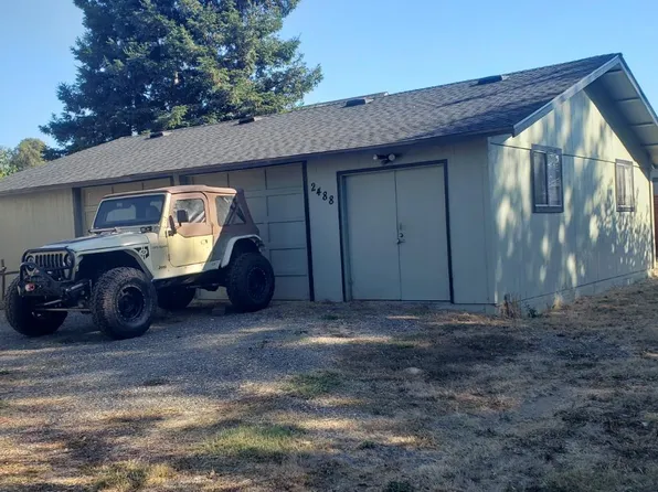 2488 Giffen Avenue, Santa Rosa, CA 95407
