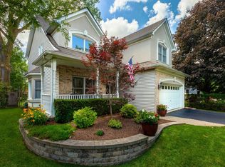 1N108 Farwell St, Carol Stream, IL 60188