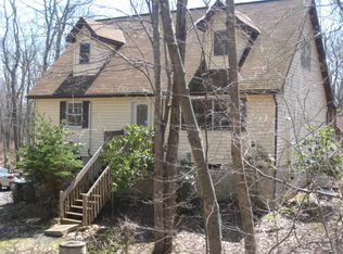 267 Timber Dr, East Stroudsburg, PA