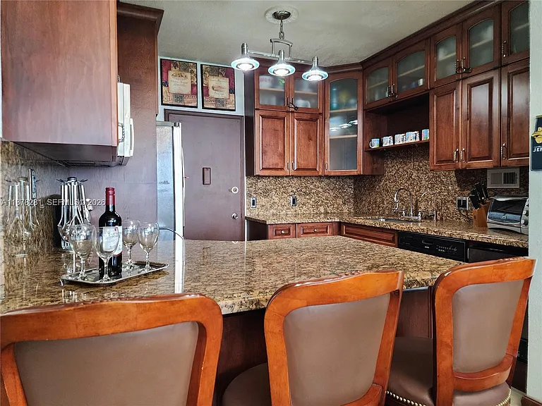 3505 S Ocean Dr #1006 — Photo 7