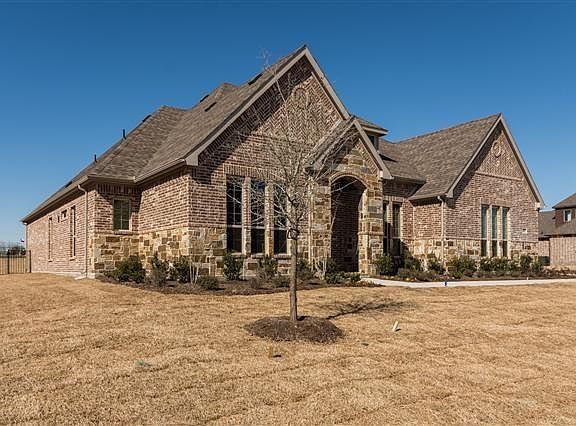 2nd image of 313 Toulouse Ln