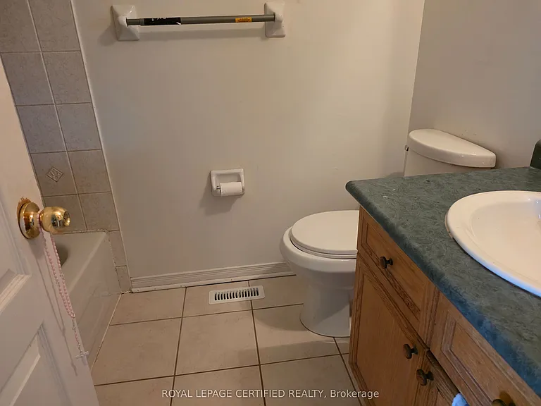 134 Kayla Cres — Photo 16