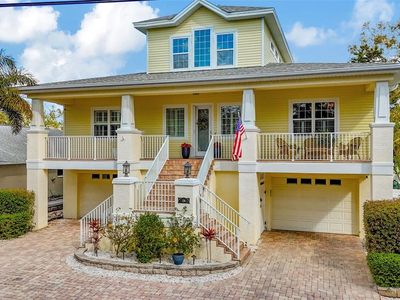 536 Ontario Ave, Crystal Beach, FL, 34681