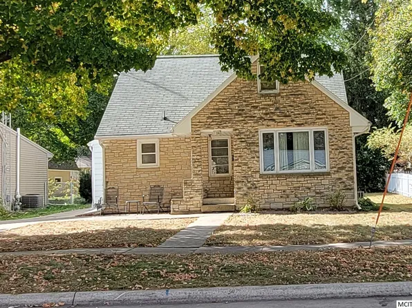 106 S York Ave, Mason City, IA 50401