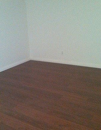 4th image of 2426 S North Shore Pl