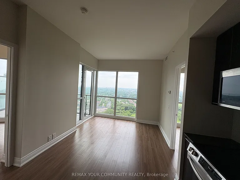 10 Park Lawn Rd #2404 — Photo 22