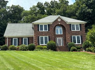 5972 Rathlin Ct, Concord, NC 28027