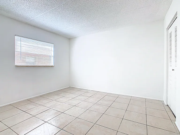 714 Michigan Ct #1 — Photo 10