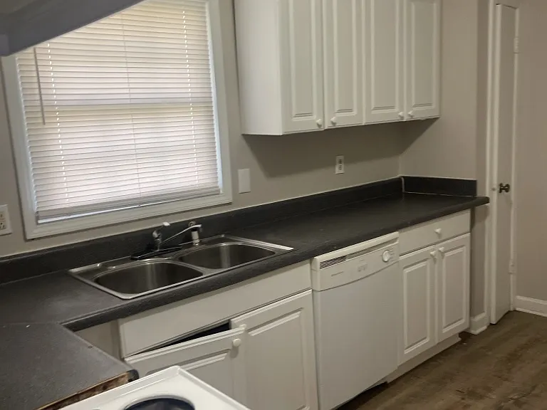 6105 Trent Dr NW — Photo 17