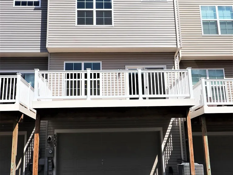 6303 Posey St — Photo 29