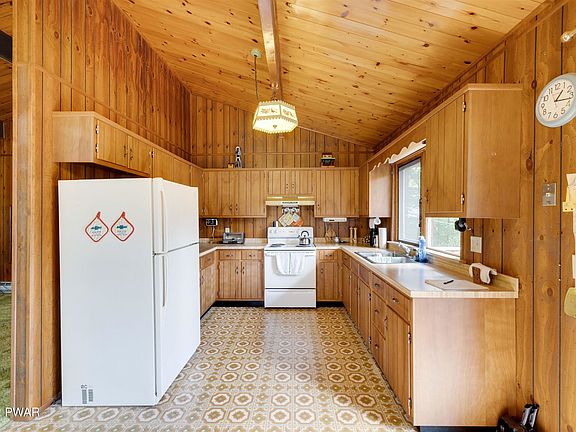 4th image of 1159 Lakeland Dr
