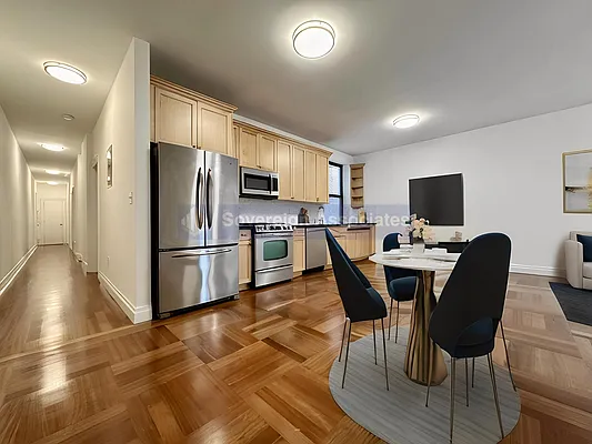 Rented by Sovereign Associates | media 1