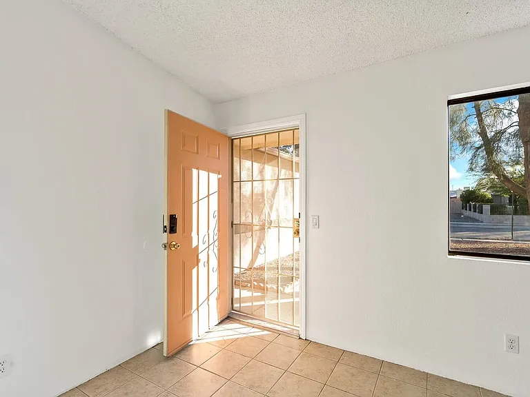 6082 S Birchwood Dr — Photo 7