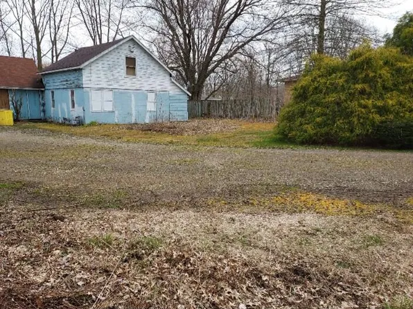 10157 Jericho Rd, Bridgman, MI 49106