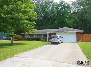 7936 Comanche Trl, Temperance, MI 48182