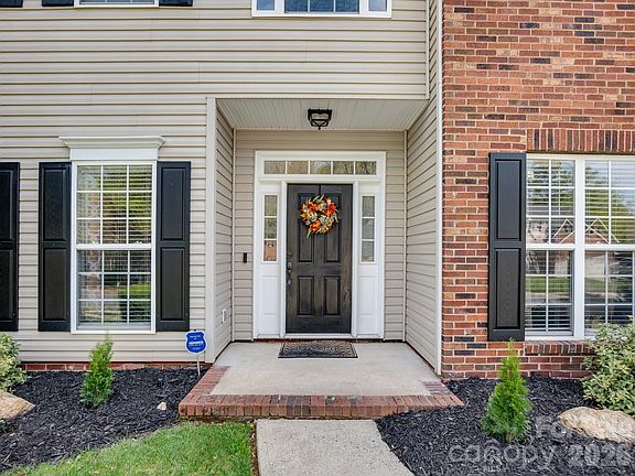 2nd image of 6520 McIlwaine Rd