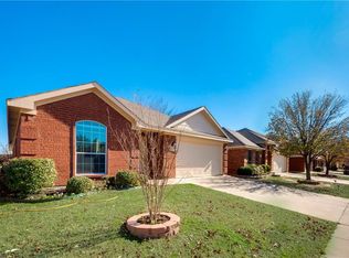 2408 Rushing Springs Dr, Fort Worth, TX 76118
