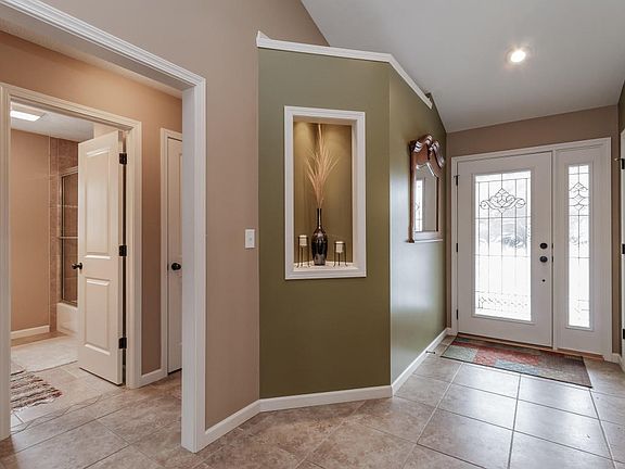 69798 Roy Dr-3