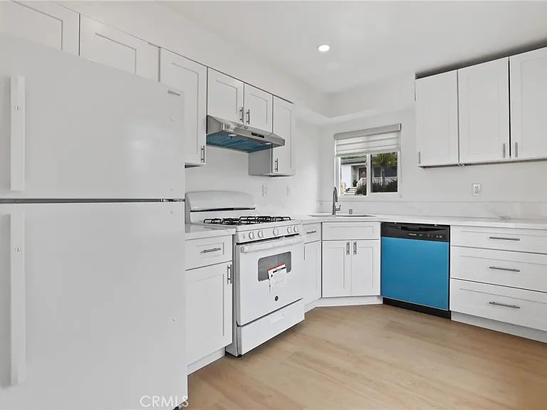 297 Wave St — Photo 8