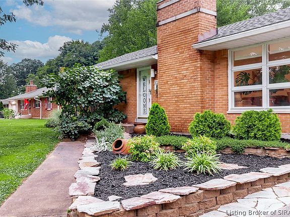 3rd image of 303 Lancassange Drive