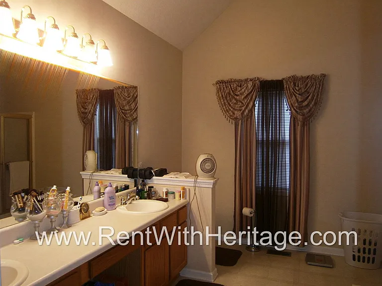 7234 Brittany Way — Photo 17
