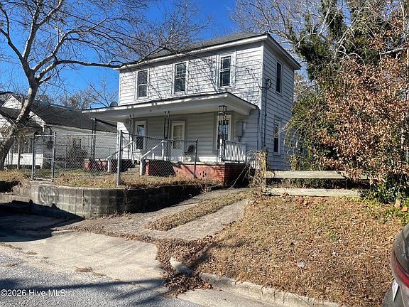 2nd image of 612 Van Norden Street