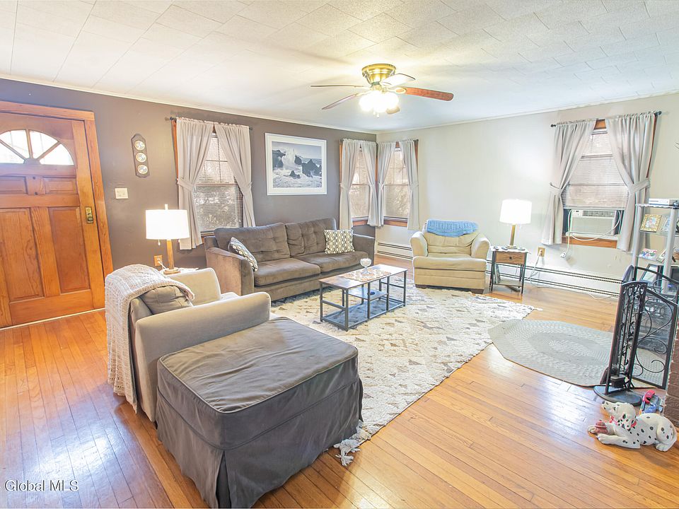 621 Swaggertown Road, Glenville, NY 12302 Zillow