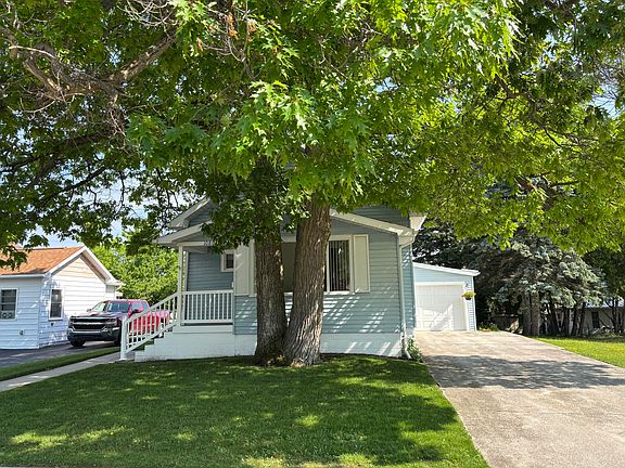 3rd image of 1080 Larke Ave