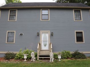 94 Edgewater Dr, Coventry, CT 06238