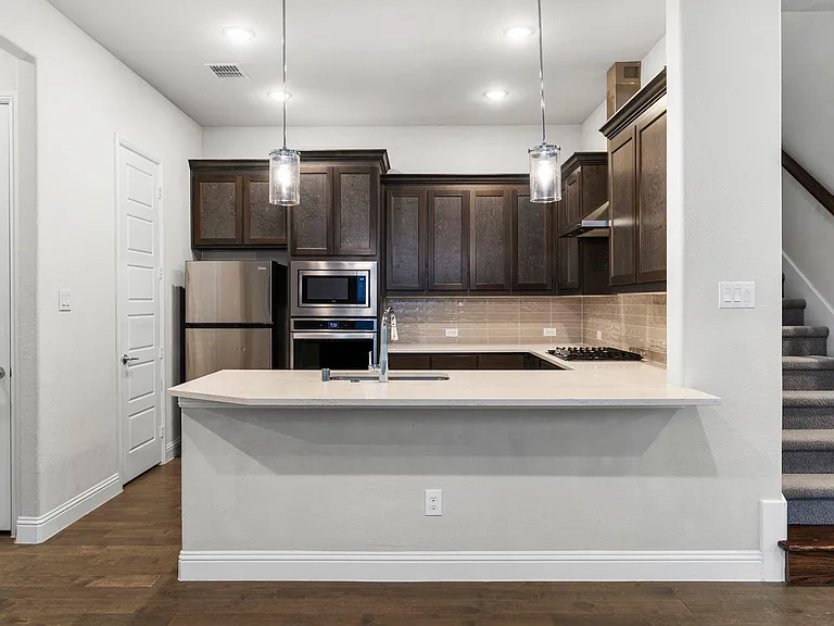 4123 Curtiss Dr — Photo 19