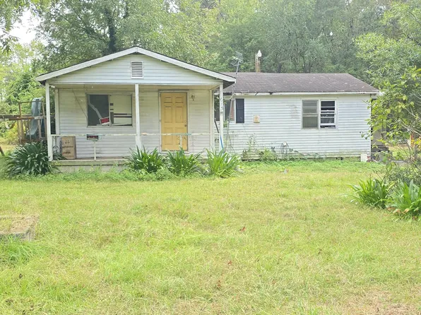 613 White Sands Rd, Holly Hill, SC 29059