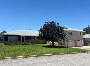 415 N Webb St, Meade, KS 67864