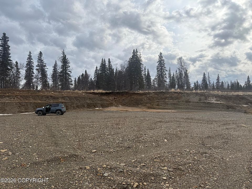 2nd image of 4 Gordon Pit Rd