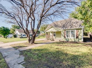 2405 Loving Ave, Fort Worth, TX 76164