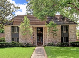 11711 Cobblestone Dr, Houston, TX 77024