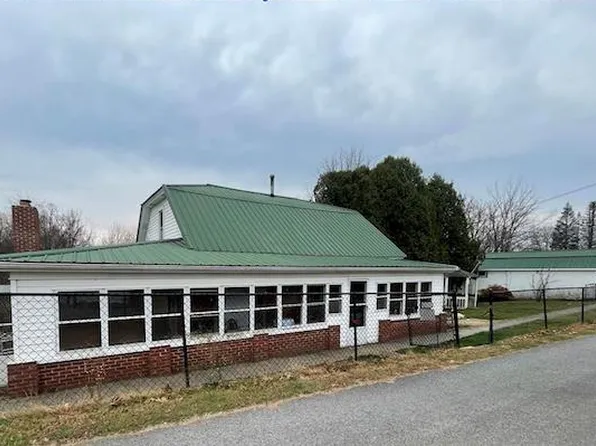 110 Walker Ave, Princeton, WV 24740