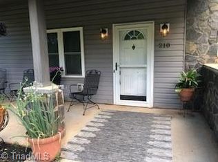 210 Gunters Hill Rd, Boomer, NC 28606