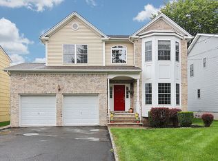 270 Hemlock Ave, Garwood, NJ 07027
