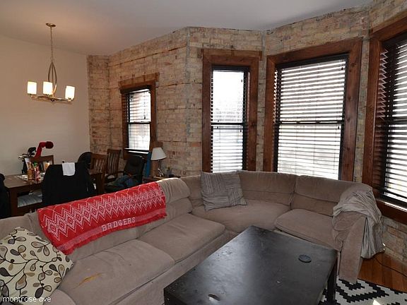 5th image of 1756 W Montrose Ave #915